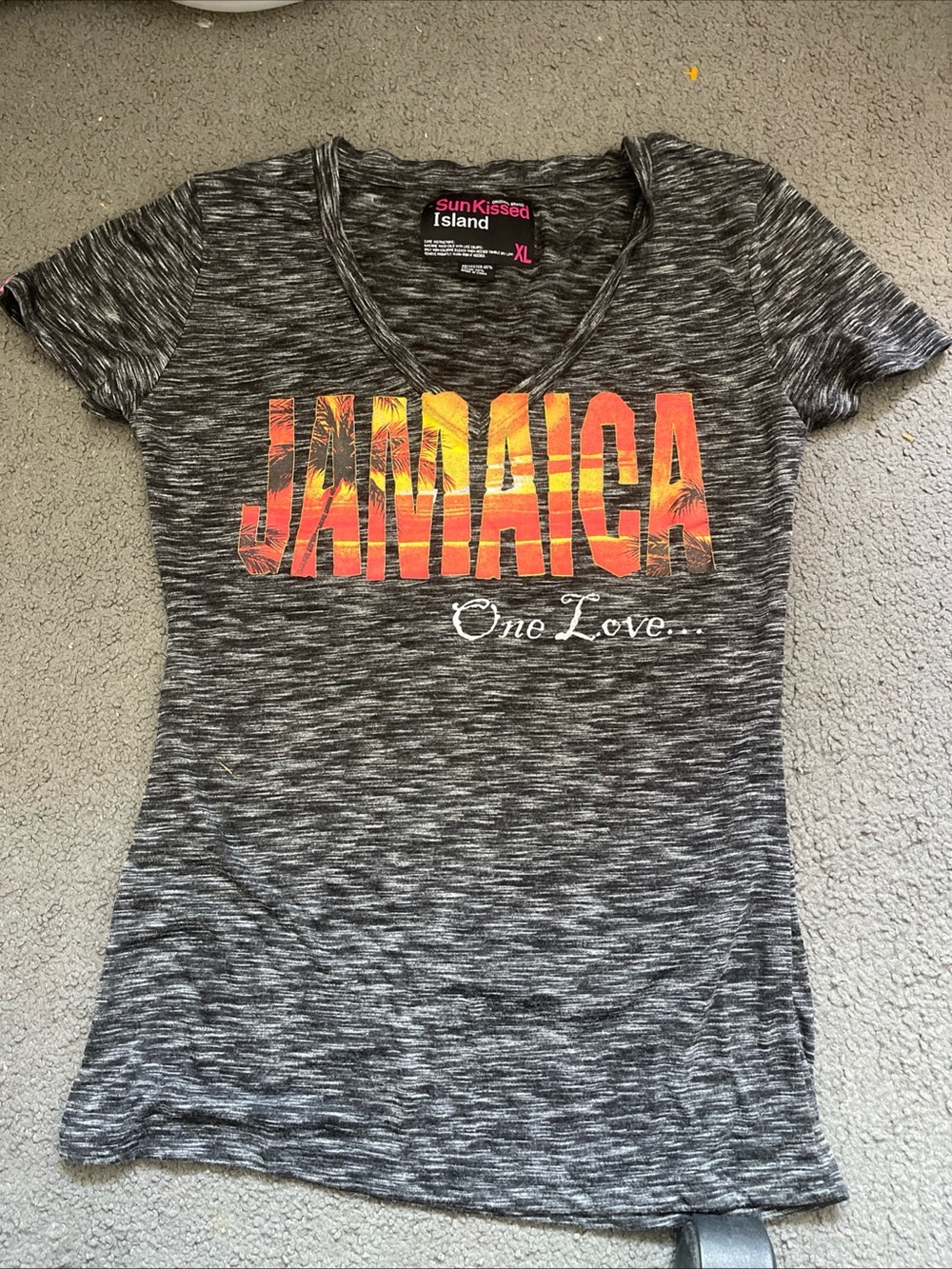 Women's 'Jamaica One Love' Gray V-Neck Tee size XL